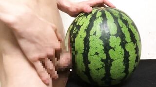 【閲覧注意】スイカとセックスしてみた! I had Sex with a Watermelon. 【無修正】