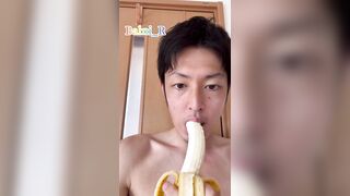 Good-looking guy who enjoys bananas in SEXY ♡