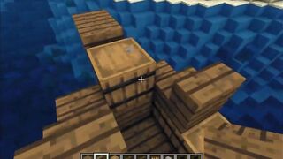 How to build a small pirate ship in Minecraft