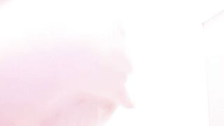 Bubble-covered Nipple Masturbation【angle from the Side】