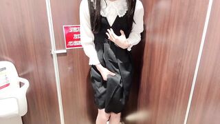 [Crossdressing] Japanese masturbation with a lot of ejaculation in a cute uniform ????